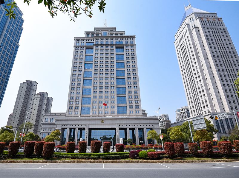热烈